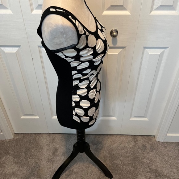 Bebe size S sleeves top - Picture 6 of 9